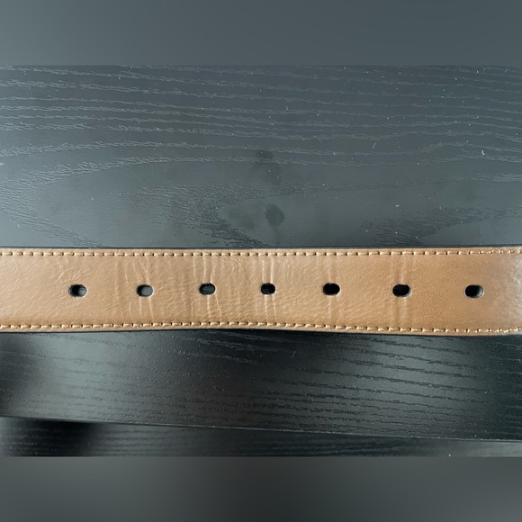 Brand New Dickies Reversible Leather Belt - Picture 6 of 6